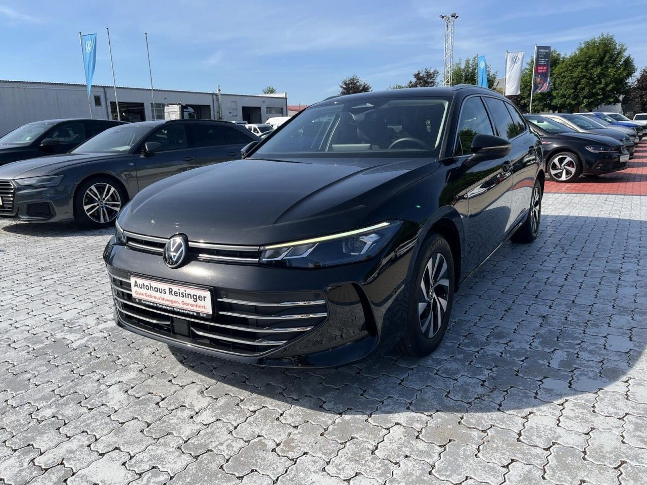 Volkswagen Passat Variant 2.0 TDI Business DSG (LED+NAVI+AH imagem 2