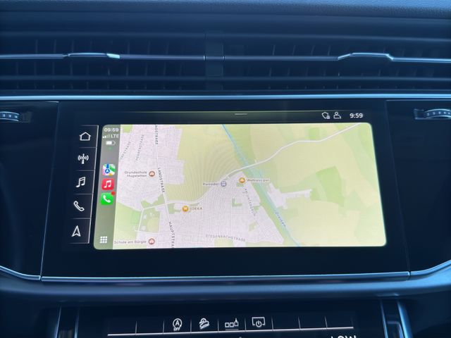 Audi Q8 55 TFSI quattro*PANO*LED*APPLE*KAMERA*NAV*21"
