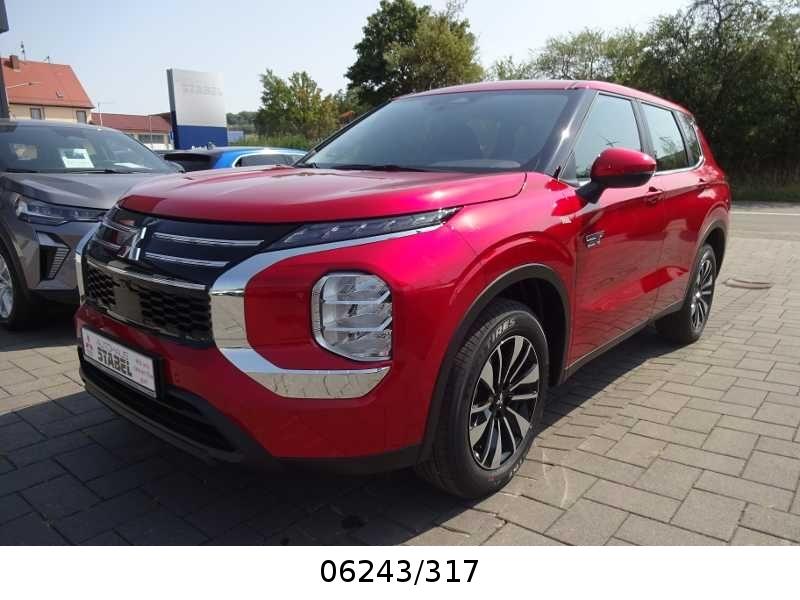 Mitsubishi Outlander 2.4L PHEV BASIS