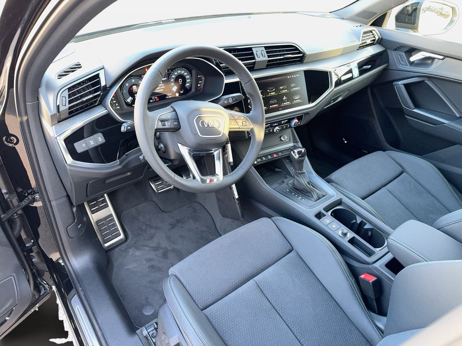 Audi Q3 - Bild 8