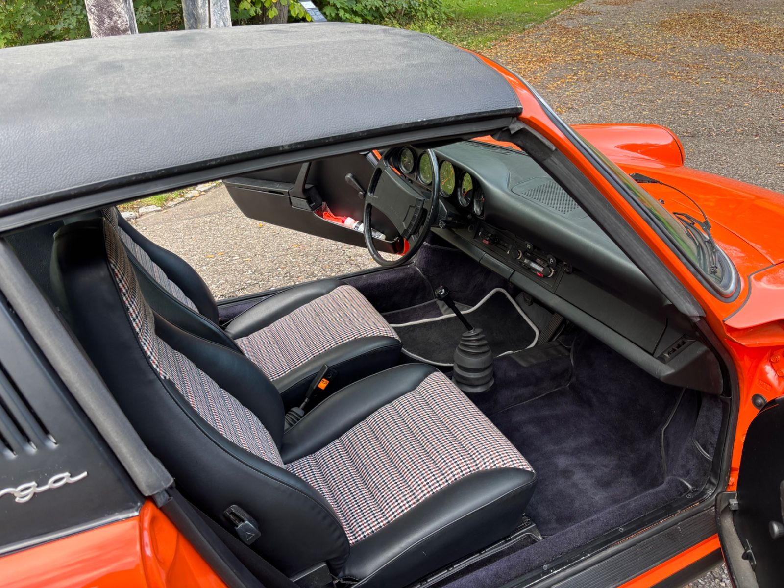 PORSCHE 911 12