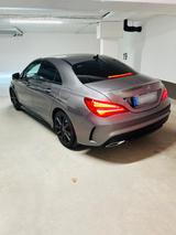 Mercedes-Benz CLA 220d Cp. AMG  *Service + TÜV neu* - Mercedes-Benz CLA-Class mit Diesel-Antrieb: Coupé