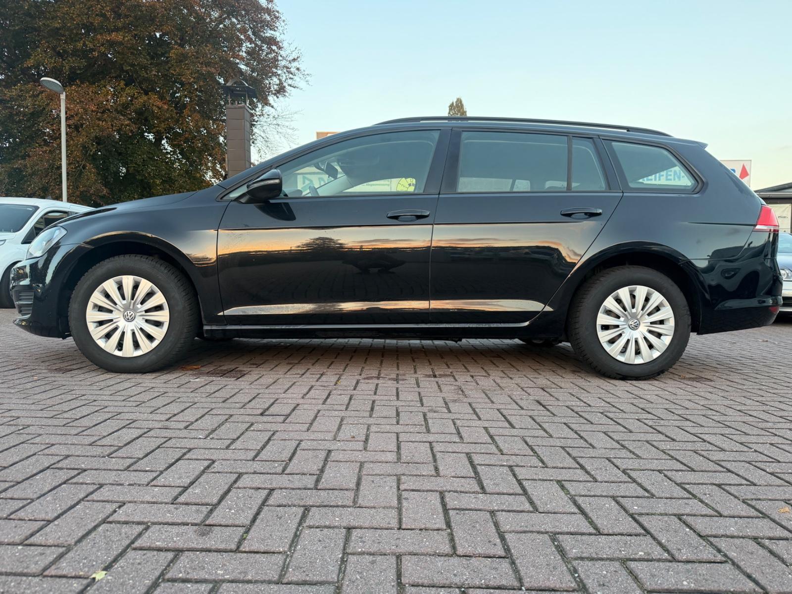 Volkswagen Golf 2015 — engine 1.197 cm³, 86 HP (63kW)