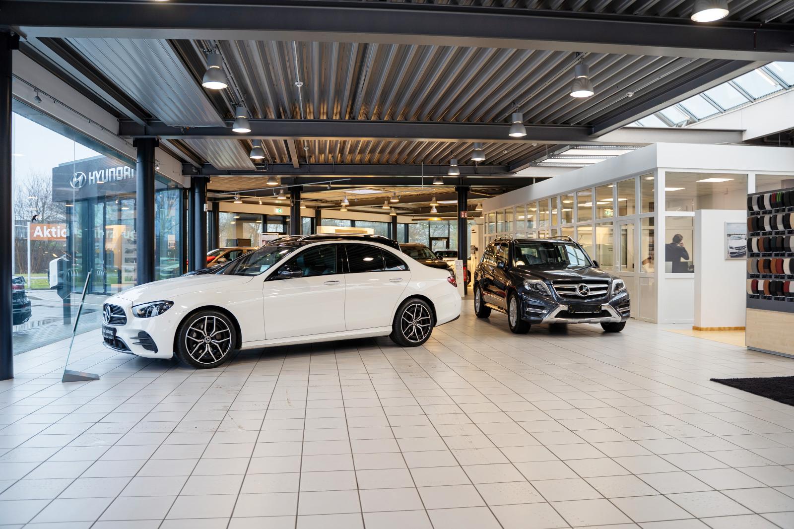 showroom-image-main
