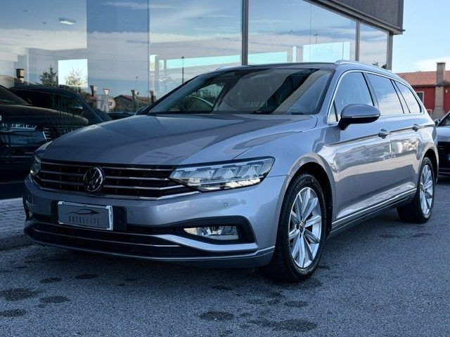 Volkswagen Volkswagen VOLKSWAGEN Passat Variant 2.0 TDI SCR E