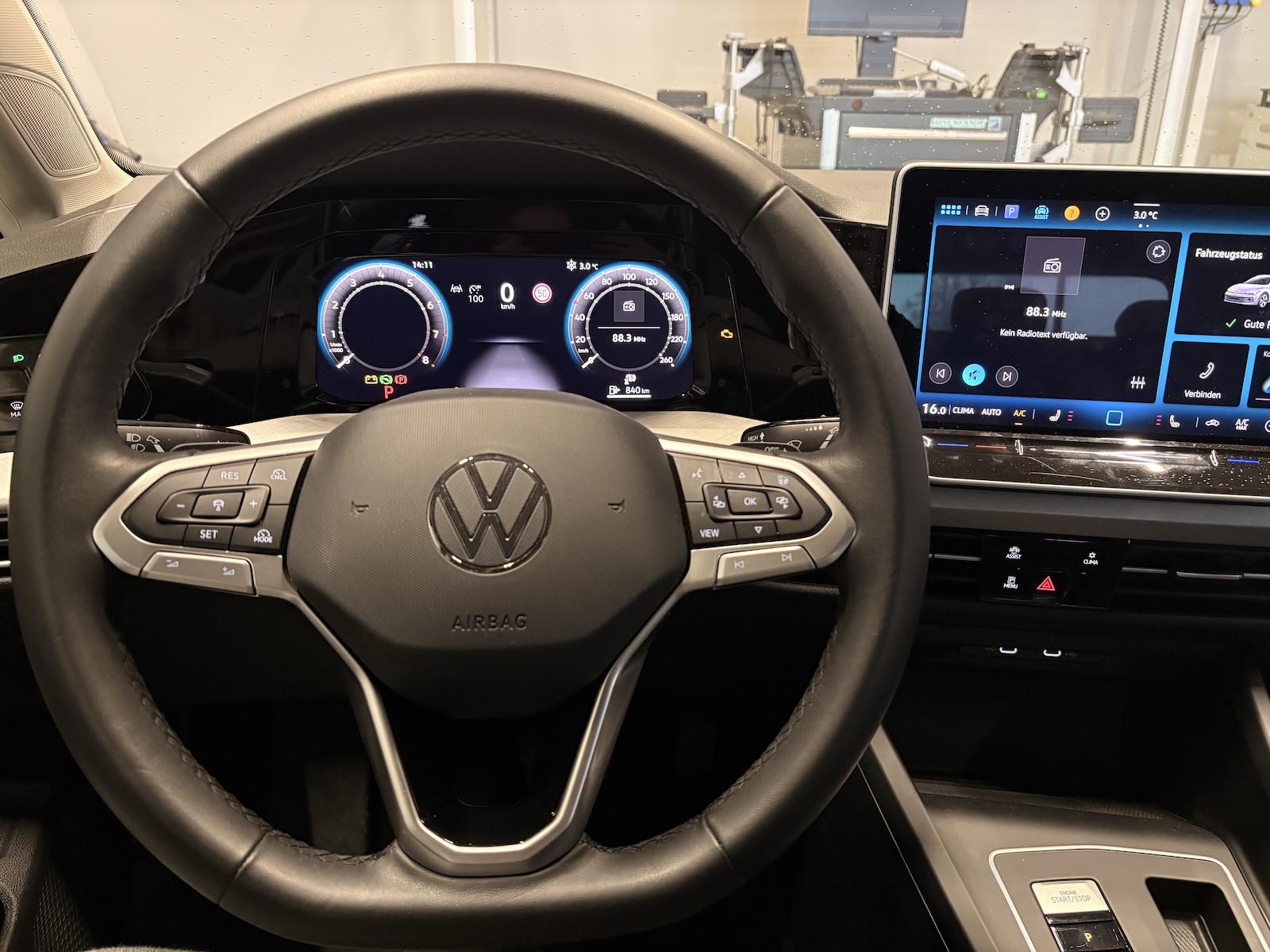 Volkswagen Golf Variant 1.5eTSI DSG Life Winterpaket PDC, миниатюра 9