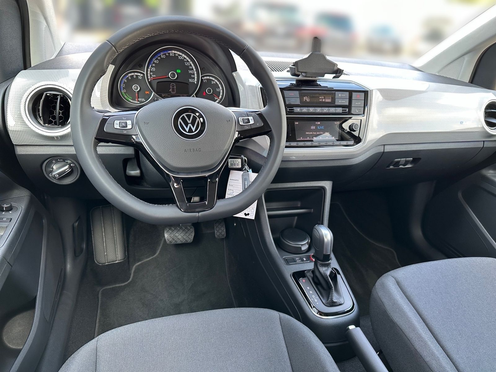 Volkswagen e-up! Edition 61 kW (83 PS) *DAB+*SHZ*ACC*RÜCKFA foto 11
