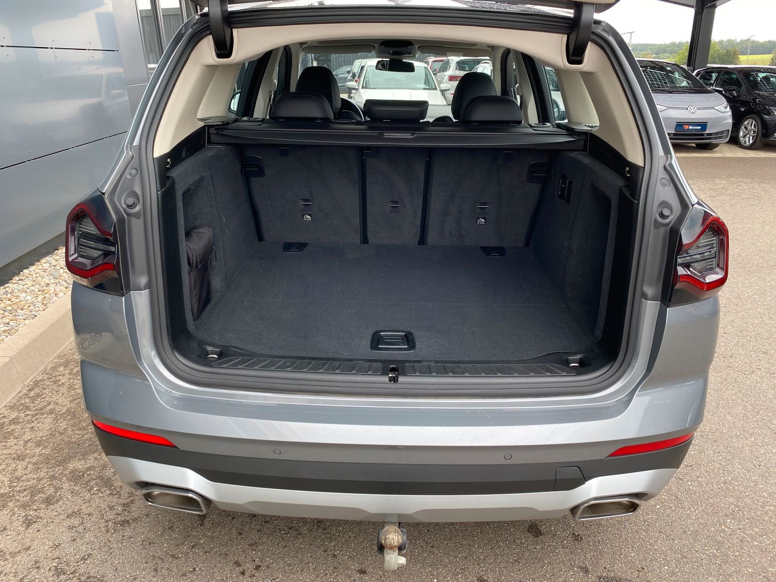 BMW X3 20d xDrive AHK LED NAVI DAB Kamera Keyless... foto 20