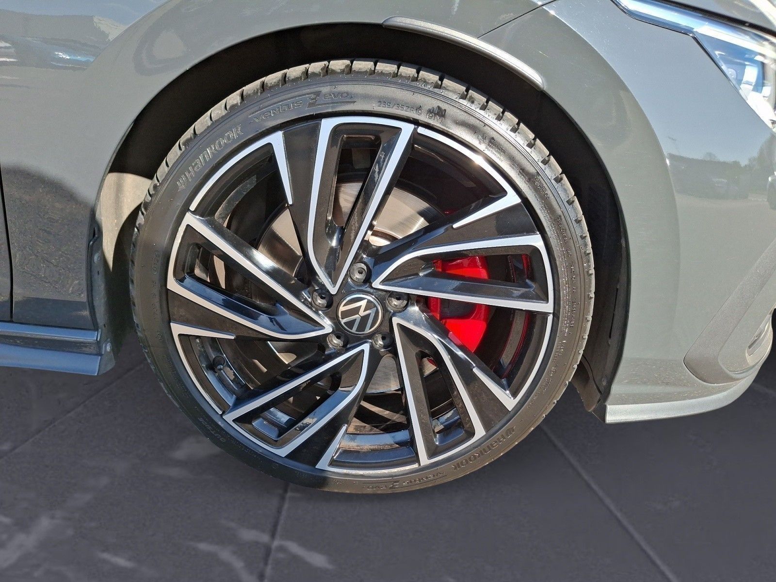 Volkswagen Golf - Bild 12
