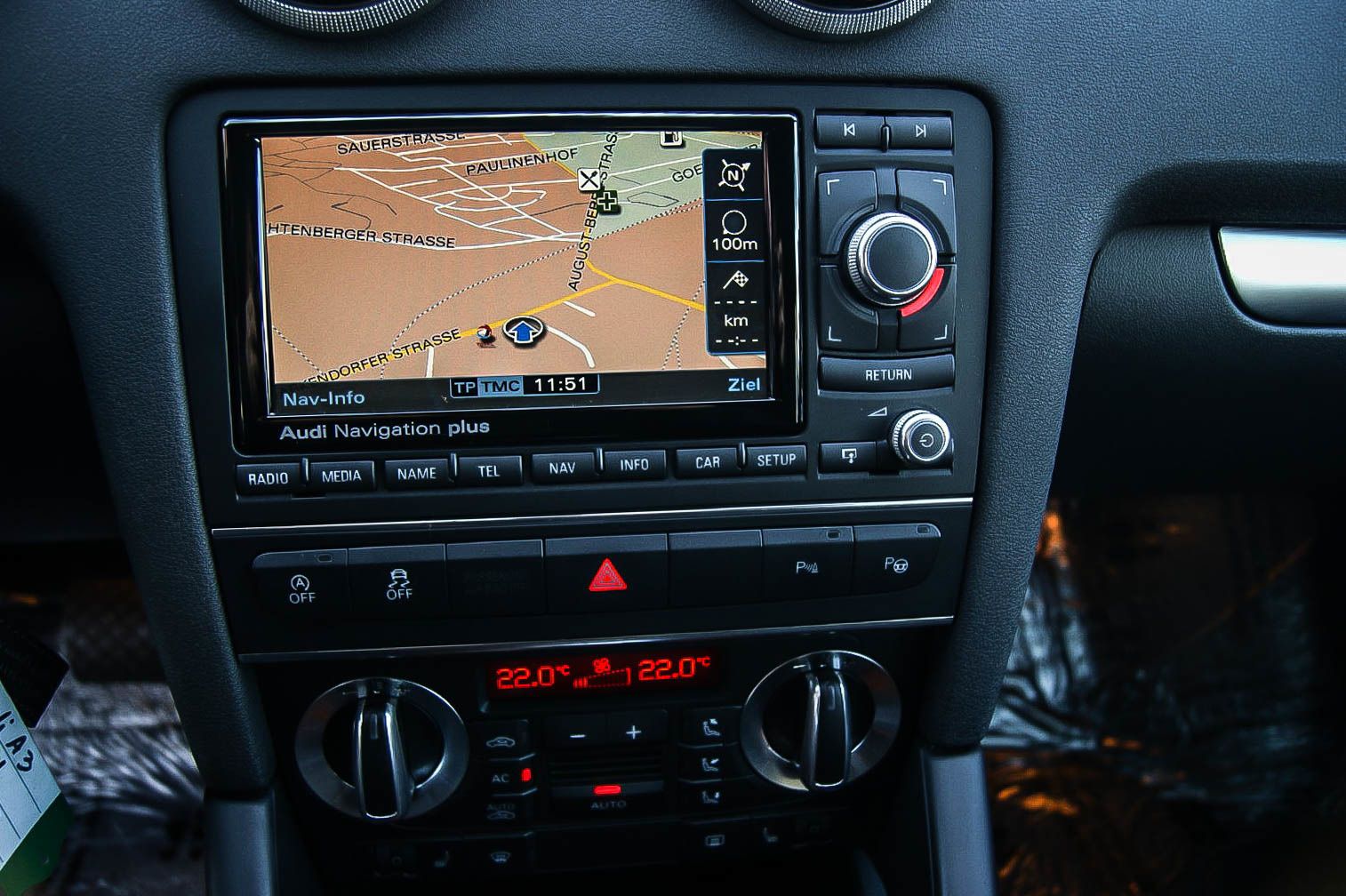 Fahrzeugabbildung Audi A3 Sportback 20TDI S-LINE DSG XENON NAVI SPORT