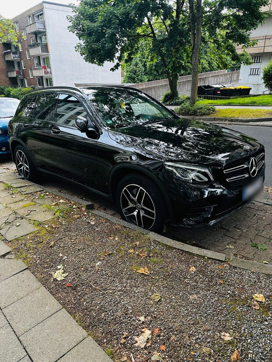MERCEDES-BENZ Mercedes-Benz GLC 250 4 MATIC AMG LINE