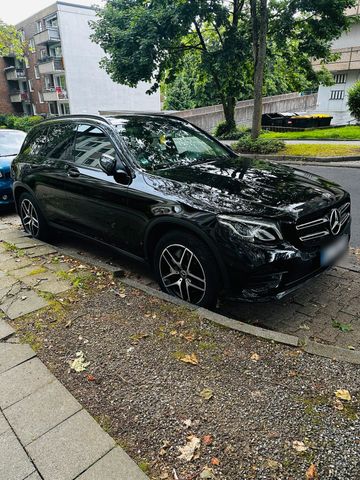 MERCEDES-BENZ Mercedes-Benz GLC 250 4 MATIC AMG LINE
