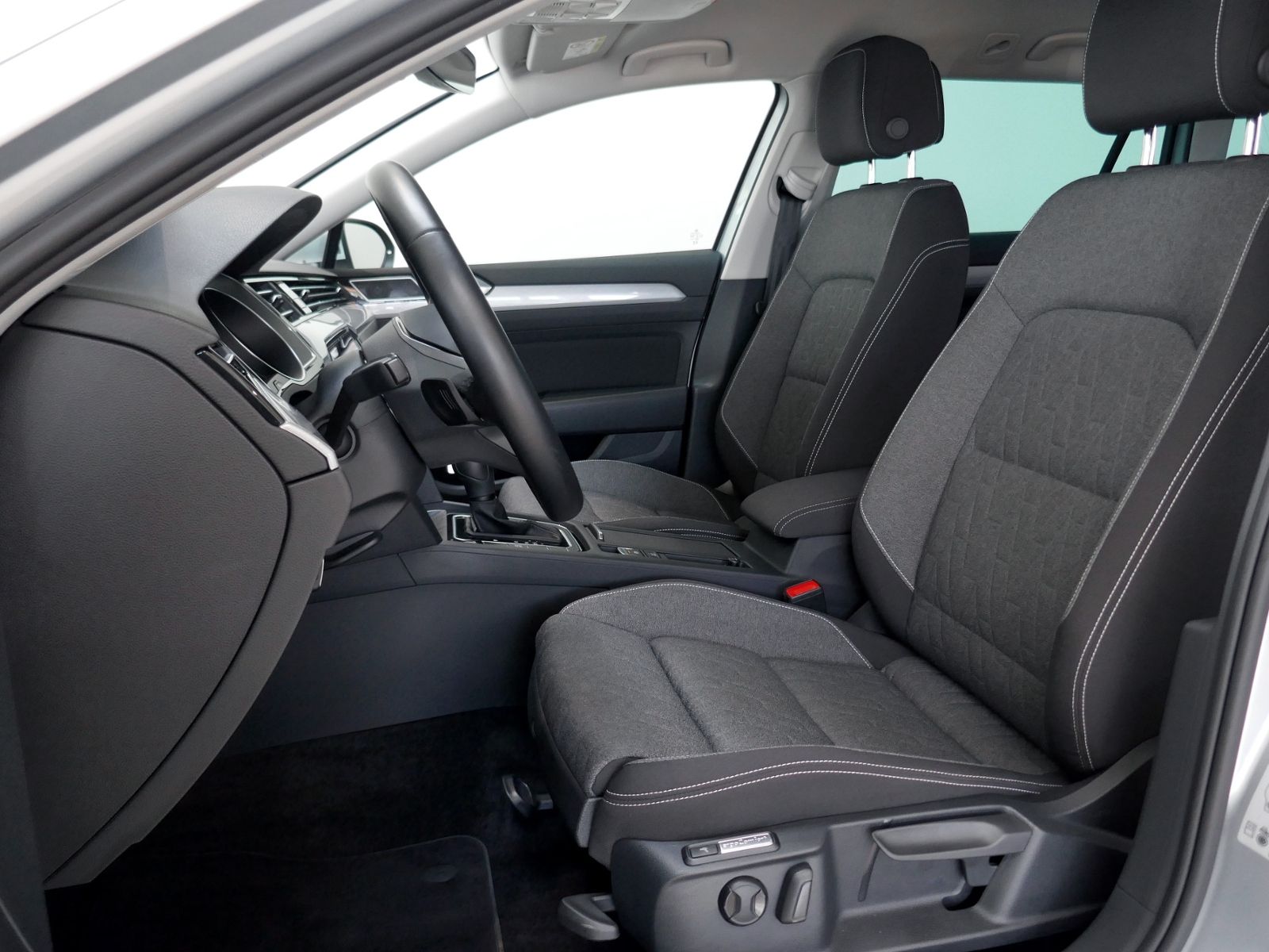 Fahrzeugabbildung Volkswagen Passat Variant Business 2.0 TDI DSG | LED RFK