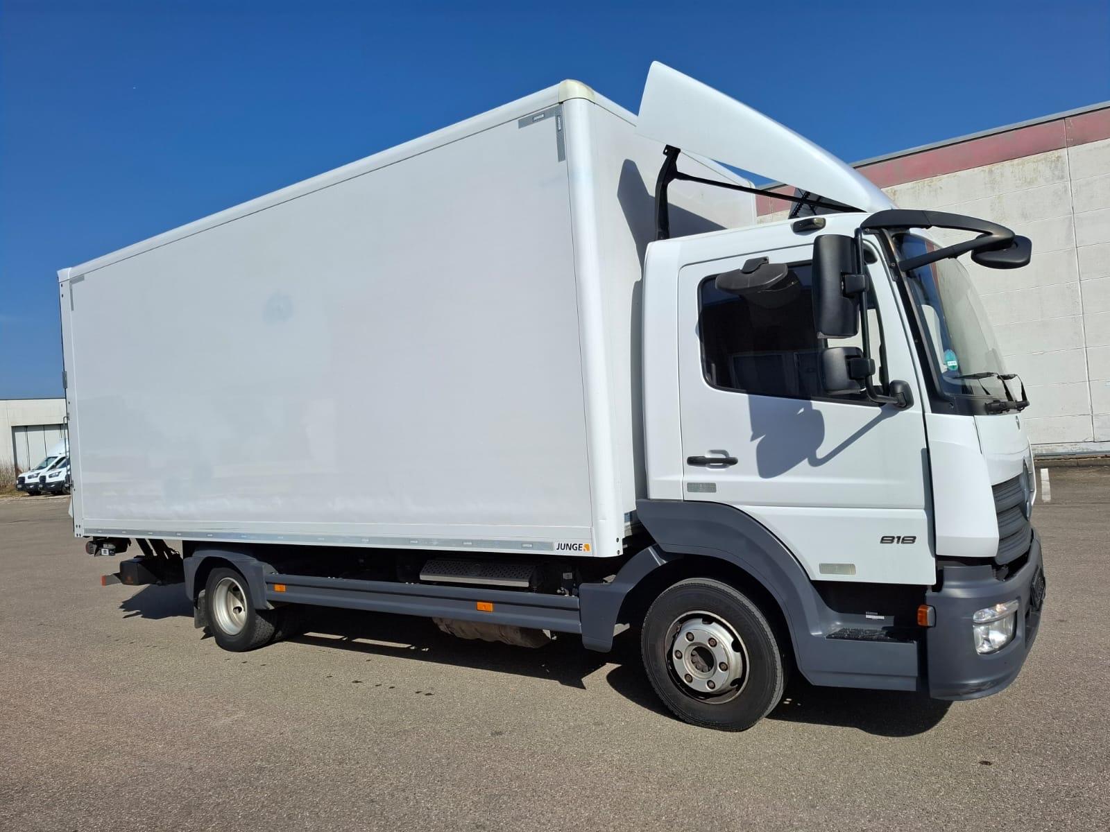 Mercedes-Benz ATEGO  818  L