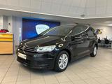 Volkswagen Touran Comfortline BMT/Start-Stopp - DSG - VW Touran Gebrauchtwagen in Freiburg