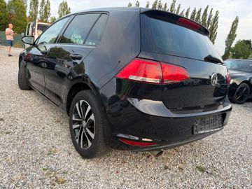Volkswagen Golf - 12