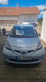 Toyota Aygo (X) 1,0 - - Toyota aus 2005: Aygo