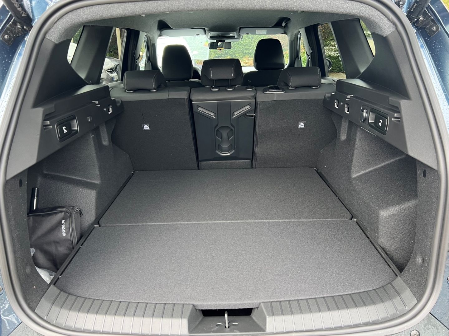 Fahrzeugabbildung Dacia Bigster TCe 140 Journey Navi Digitales Cockpit L