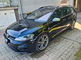 Volkswagen Golf 2.0 TSI OPF DSG 4MOTION R Variant R - Volkswagen Golf mit Benzin-Antrieb: Kombi, 2.0