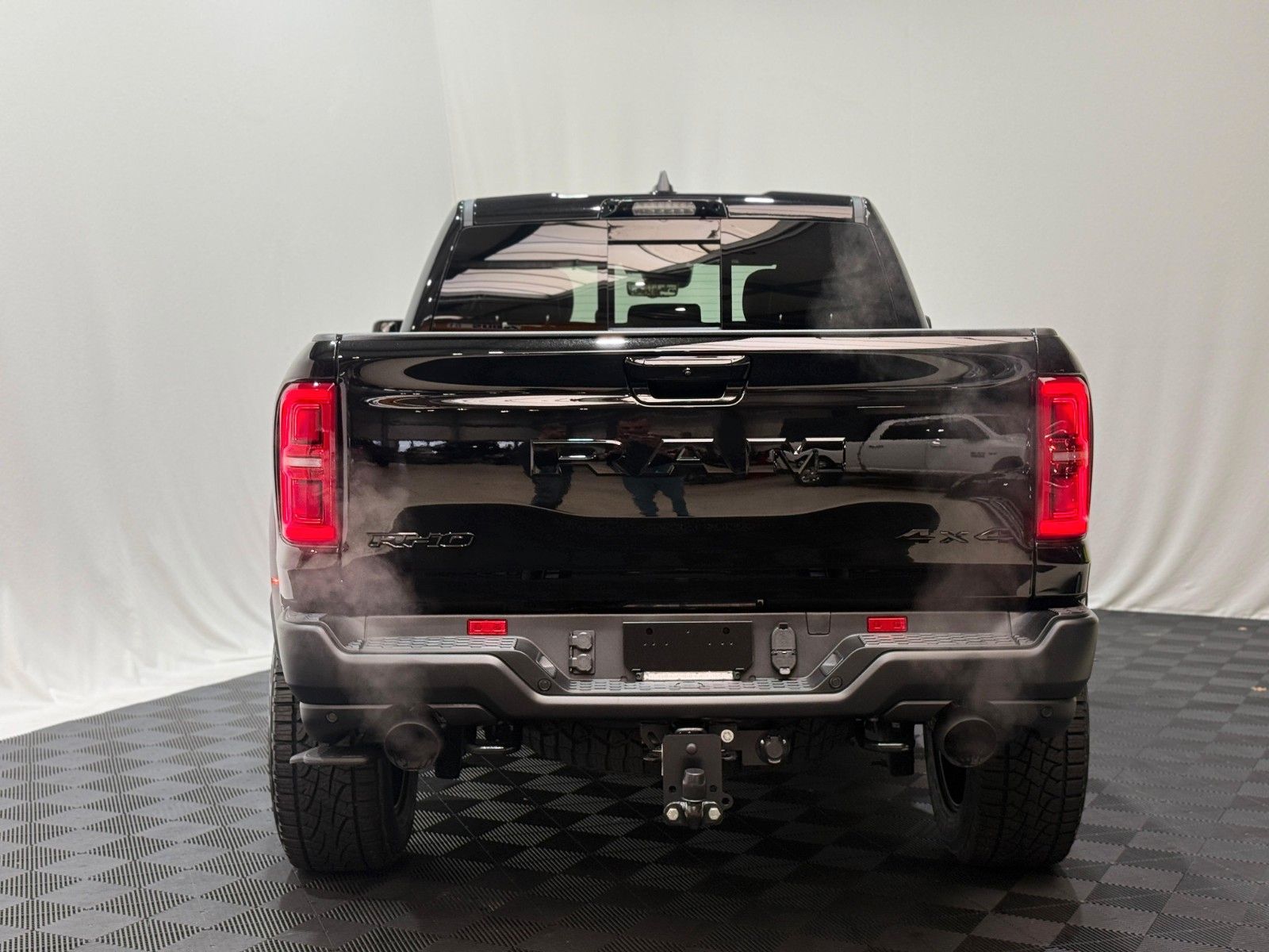 Fahrzeugabbildung Dodge RAM 1500 RHO H/O BLACK Edition / RTR
