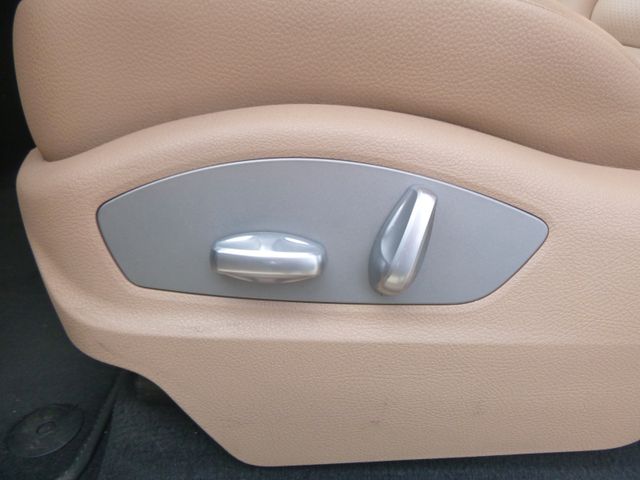 Fahrzeugabbildung Porsche Macan 2,0 TFSI Allrad >KAM/LED/NAV/Leder/SHZ/PDC
