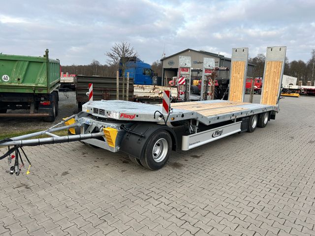 Fliegl DTS 300 3-Achs Tiefl Luft Hydraul - 780