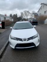 Toyota Auris Executive 1,6-l-Valvematic Multidrive ... - Toyota Auris in Freiburg