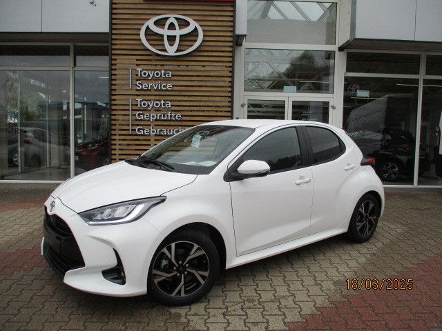 Fahrzeugabbildung Toyota Yaris Hybrid Teamplayer mit Comfort-Paket