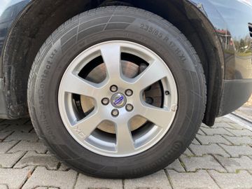 Fahrzeugabbildung Volvo XC60 2.0 2WD *SHZ*Bluetooth*AHK*Tempomat*
