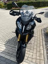 BMW S 1000 XR Triple Black mit Carbon-Elementen - BMW C X