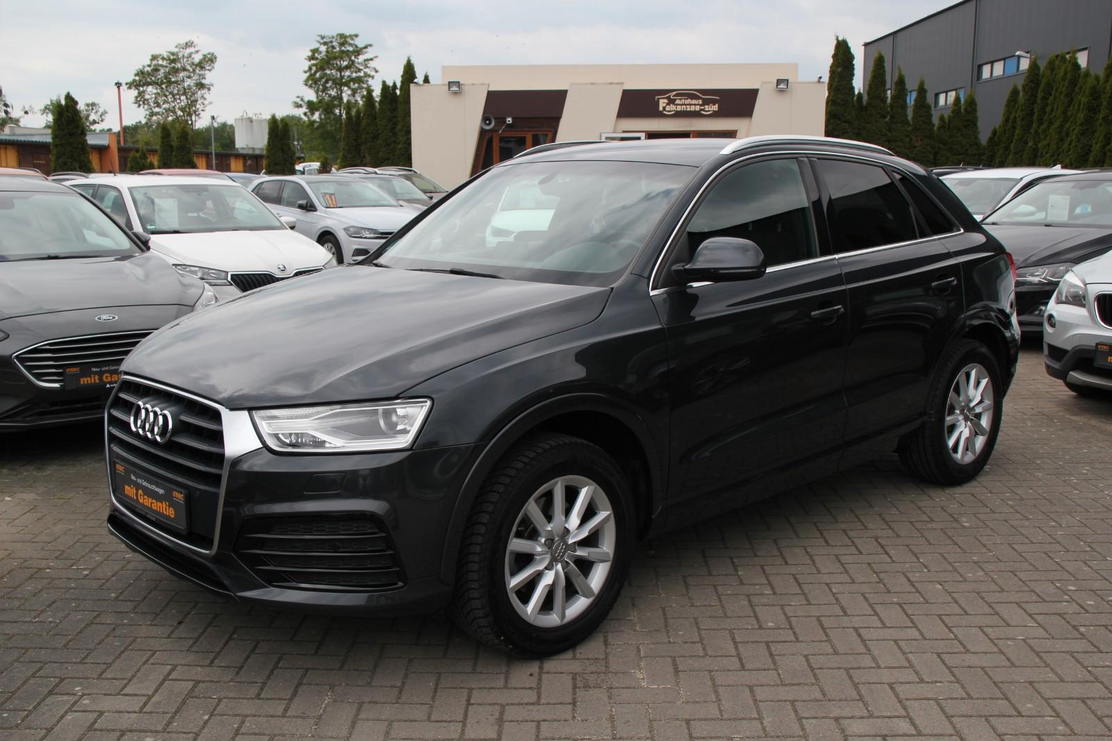 Audi Q3 sport NAVI+ALU+SHZ+KLIMAAUT+PDC