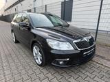 Skoda Octavia Combi RS 1.Hand/XENON/PDC/SHZ - Skoda Octavia aus 2011: RS Combi