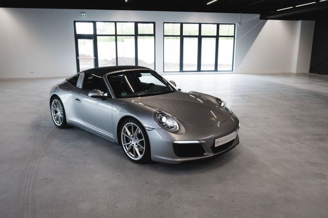 Fahrzeugabbildung Porsche 911/991.2 Targa 4 Sportabgas/SH/20 Zoll