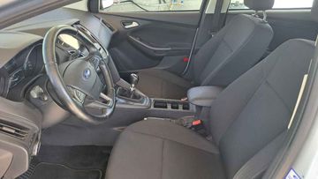 Ford Focus - 11