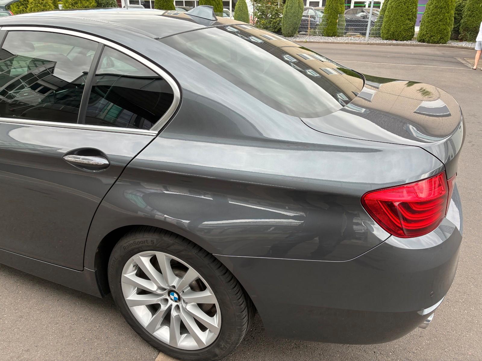 BMW 520d xDrive A Luxury Line Luxury Line