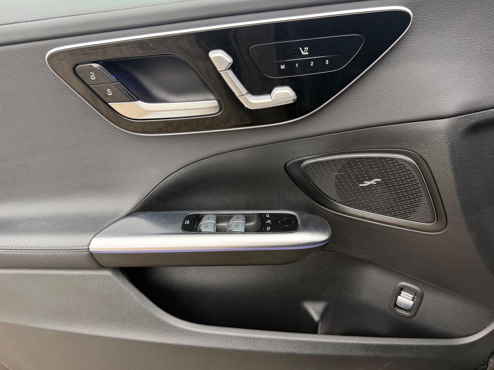 Mercedes-Benz C 300d Massage Ambiete Plus AMG Line