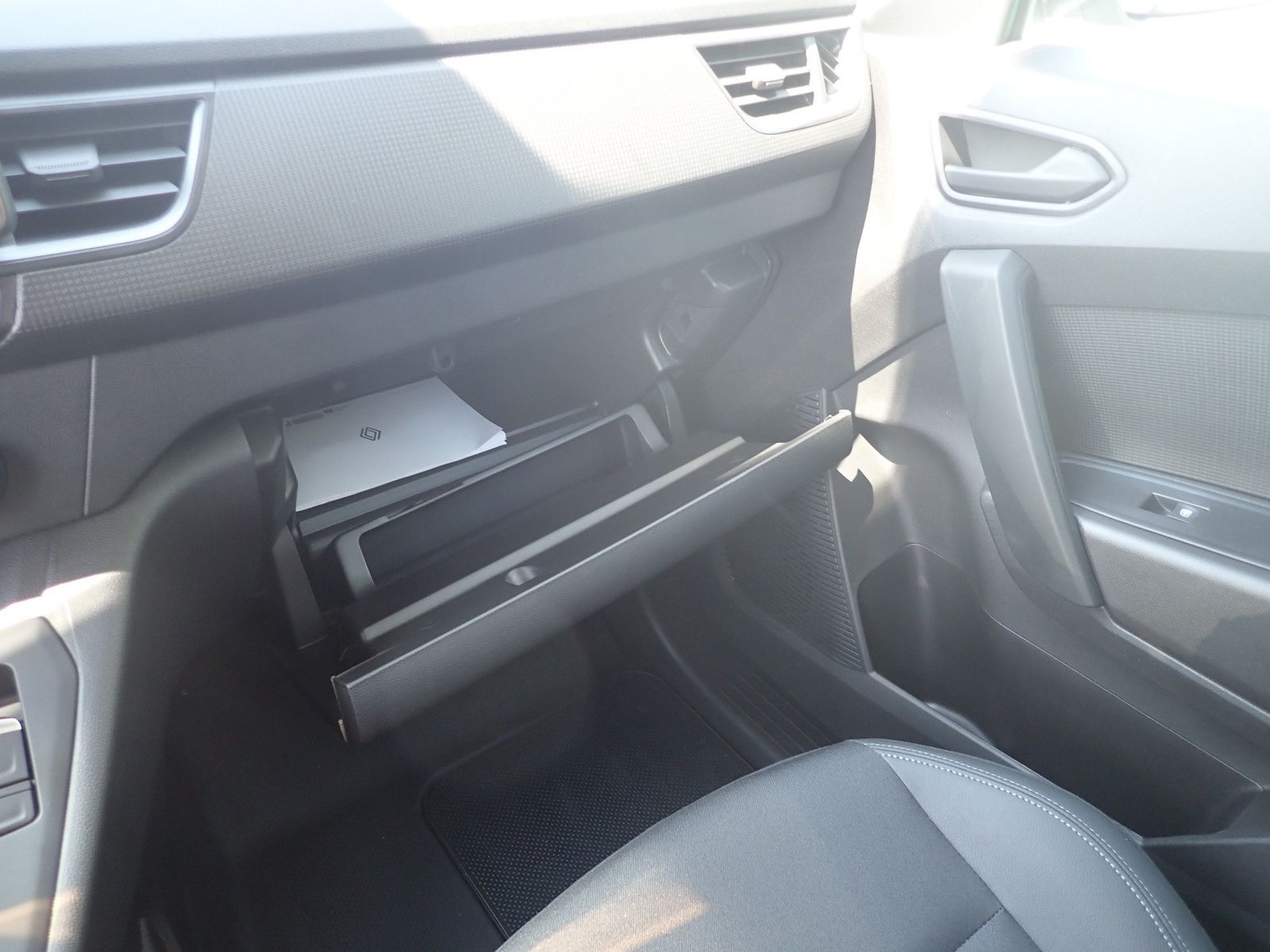 Fahrzeugabbildung Renault Kangoo Rapid Advance L2 Blue dCi 115 MY26