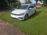 Volkswagen Touran 2.0 TDI SCR 140kW DSG Highline R-Line