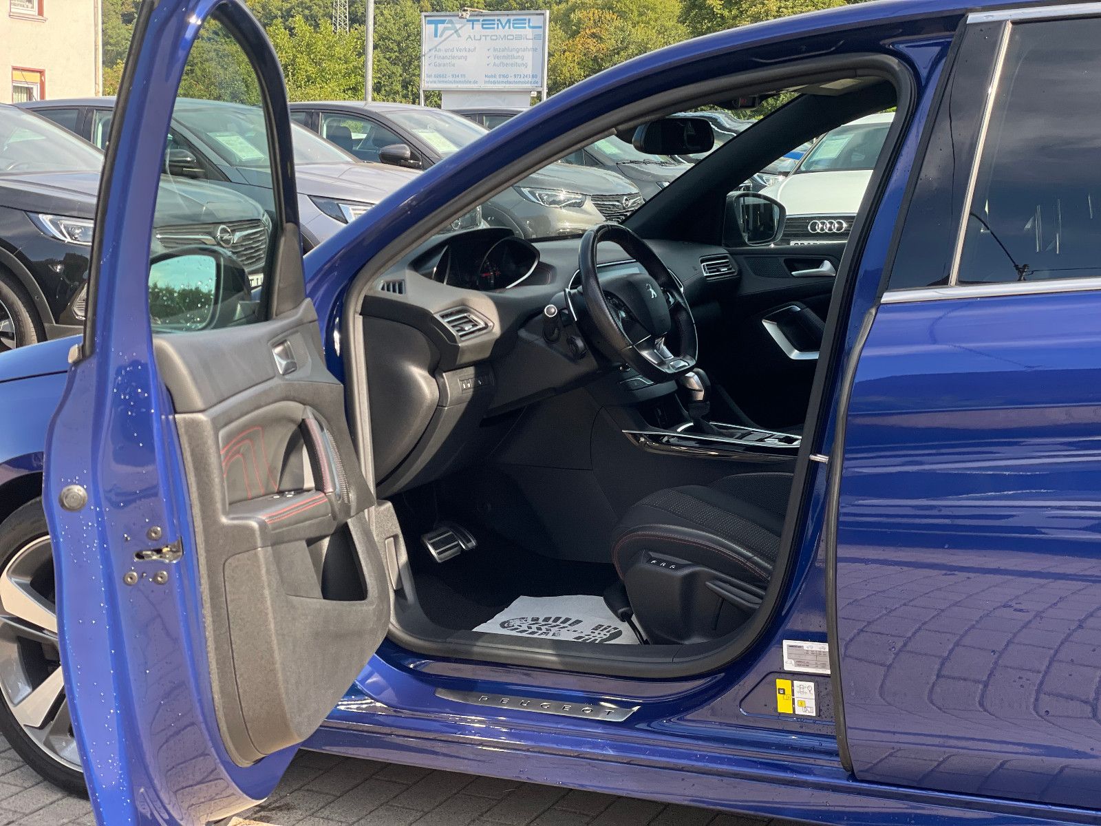 PEUGEOT 308, 2016, Benzin, 131 PS