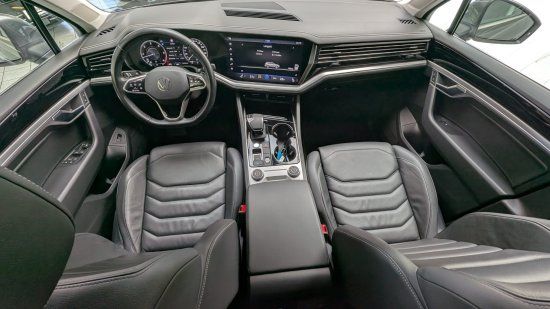 Volkswagen Touareg CR7 3.0 V6 TDI 4Motion Elegance foto 5