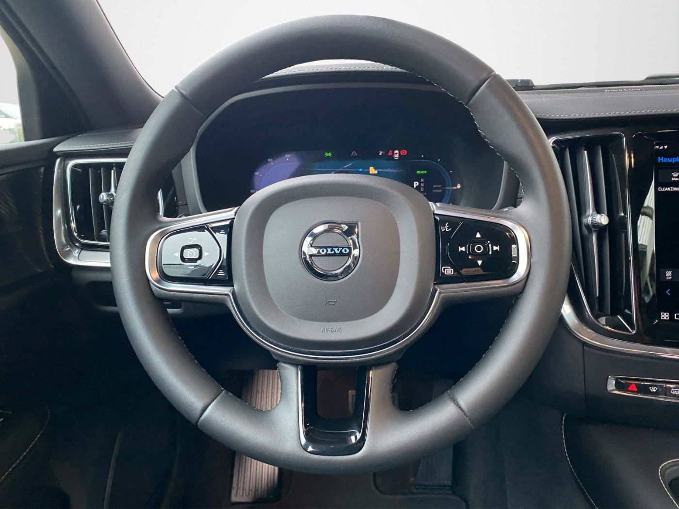 Volvo V60 T8 Ultimate Dark *DAB+*WinterP*SHZ*HUD foto 11