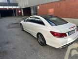 Mercedes-Benz E 350 Coupé E 350 - - Mercedes-Benz E 350: Coupe