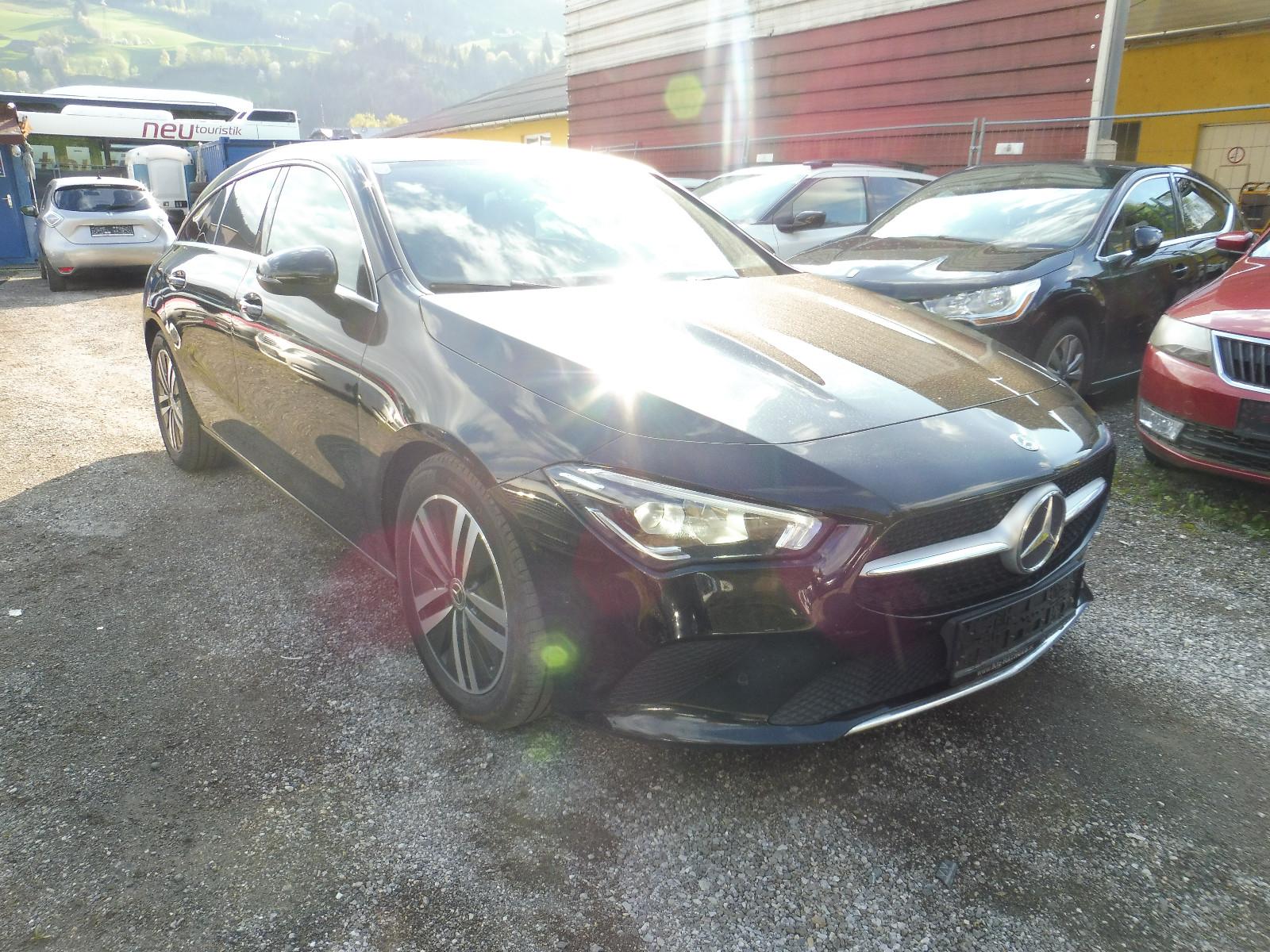 Mercedes-Benz CLA Shooting Brake CLA 200 d