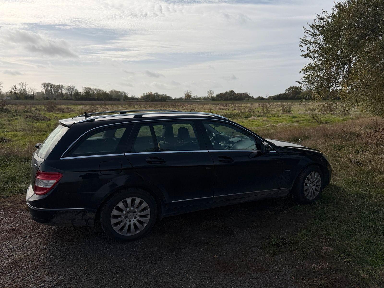 Mercedes-Benz C 220