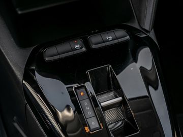 Opel Corsa F e Edition Fernlicht-Assistent PDC