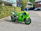 Kawasaki Ninja ZX-7R  - KAWASAKI 1998 NINJA