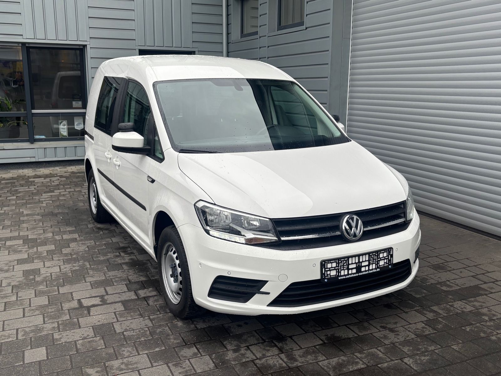 VW Caddy  Kasten  DSG Standheizung Klima Alarm
