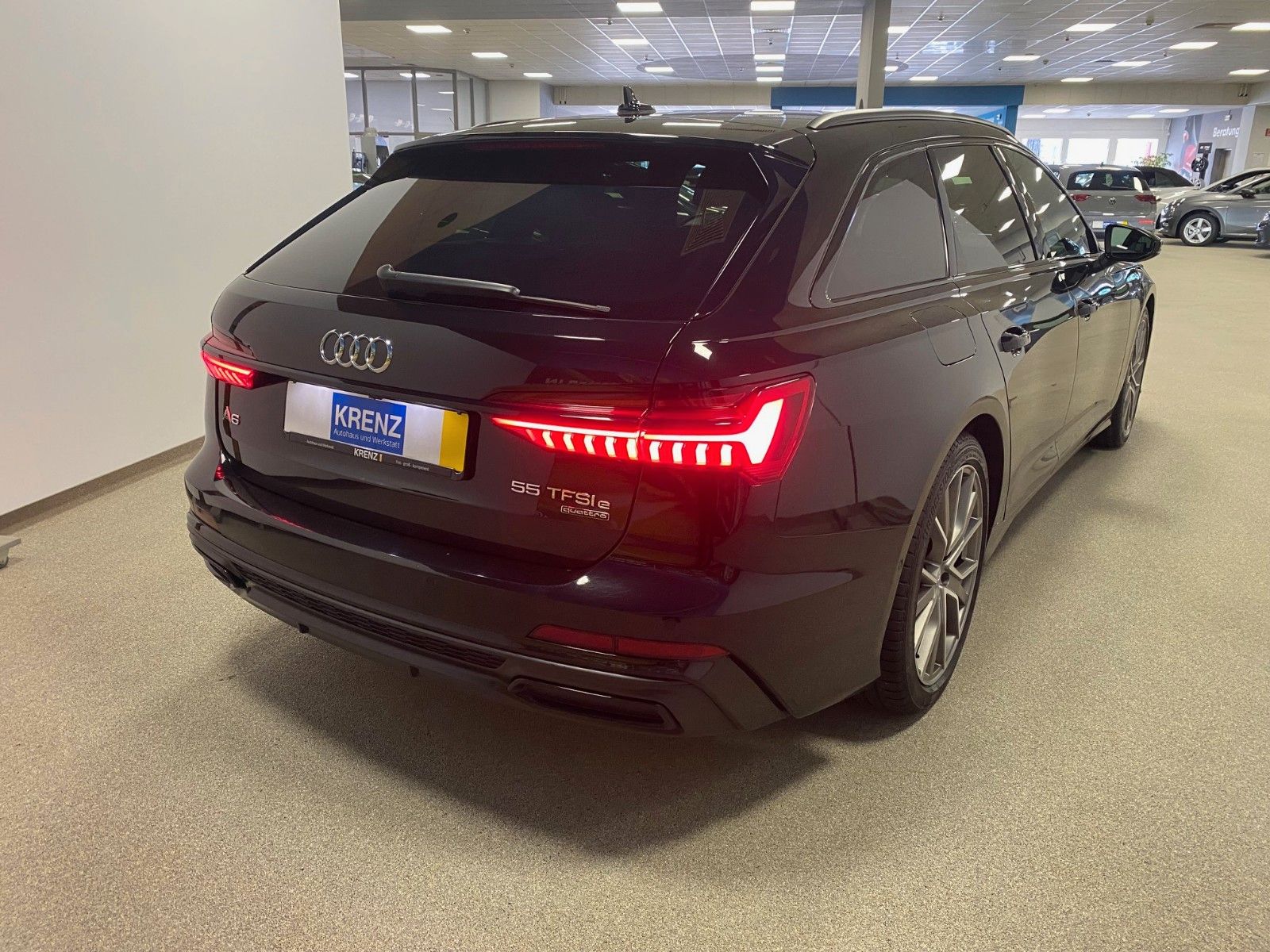 Fahrzeugabbildung Audi A6 55 TFSI e S tronic quattro sport Avant+S-Line