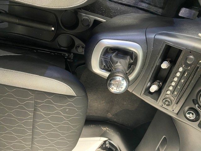 Fahrzeugabbildung Citroën C3 Picasso VTi 95 Flüssiggas Tendance AHK/LPG