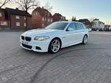 BMW 525d F11 3.0l*M-PAKET*HUD*SOFT-CLOSE*P... - BMW 525 mit Diesel-Antrieb: Kombi, Automatik, 525d F11